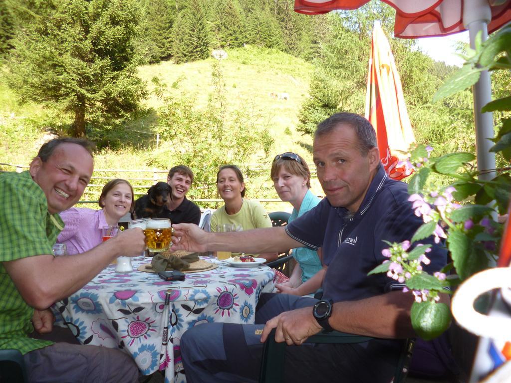 Gasthof Pension Perauer Lieserhofen Esterno foto